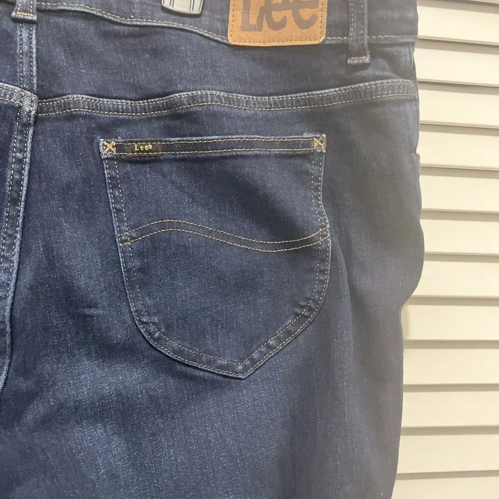Lee product pair
